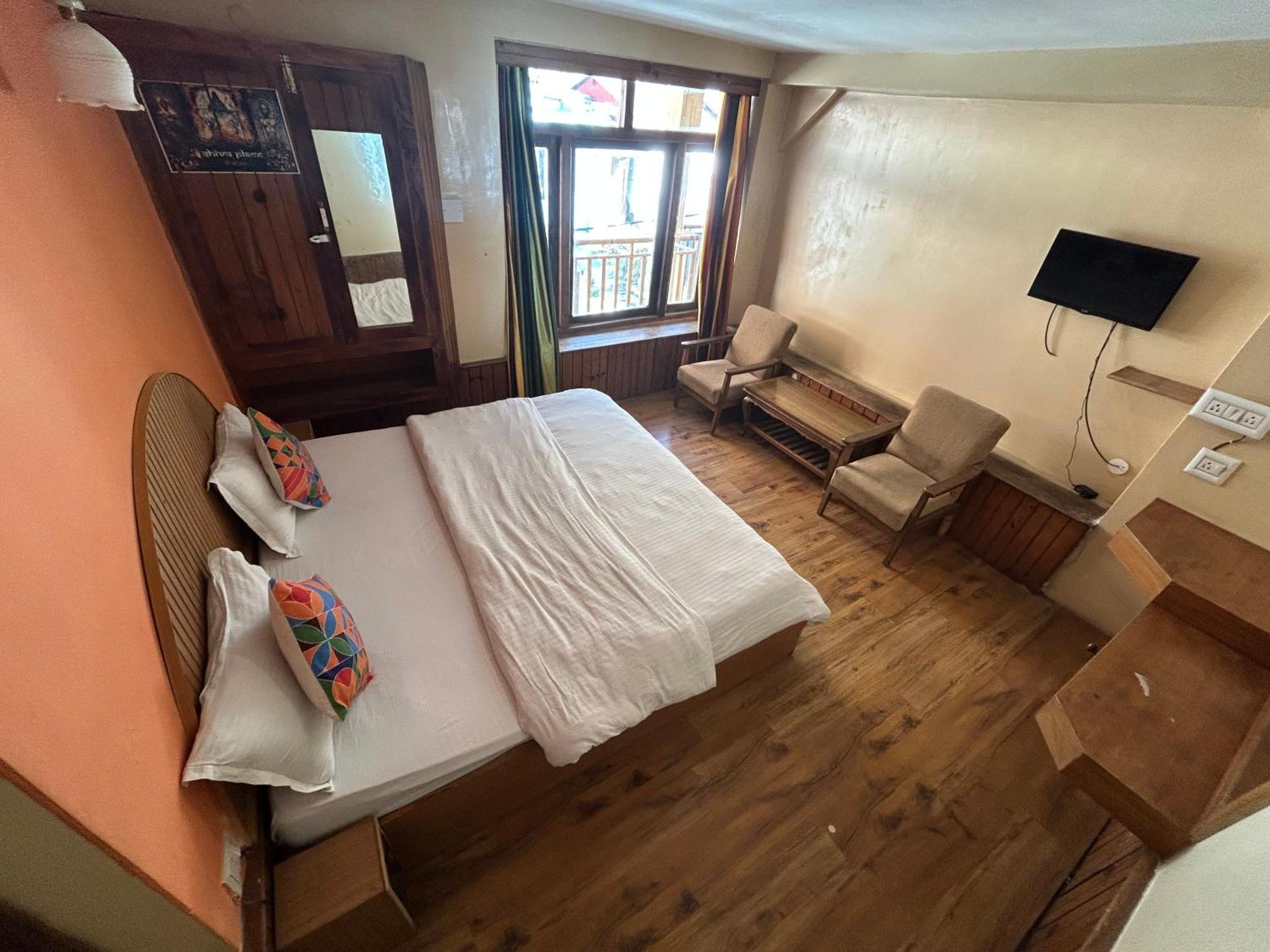 Hotel Bhrigu Manāli Εξωτερικό φωτογραφία